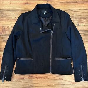 NWOT KUT from the Kloth faux suede Moto Jacket black long sleeved.